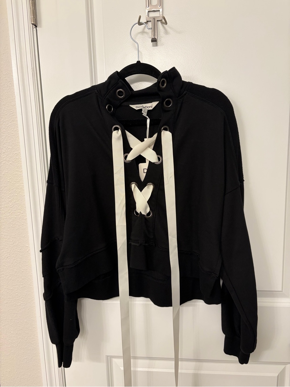 DAVI & DANI Black Lace-Up Pullover with Cream Ribbon